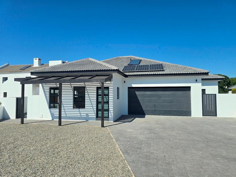 3 Bedroom Property for Sale in Shelley Point Western Cape